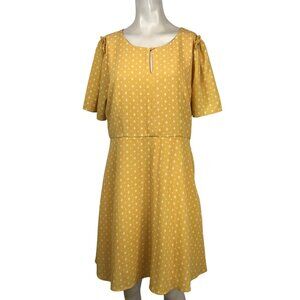 STUDIO B - WOMEN'S XL- YELLOW PRINTED KEYHOLE DRESS